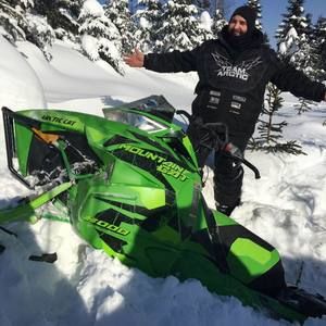 Meet your Posher, Jonathan